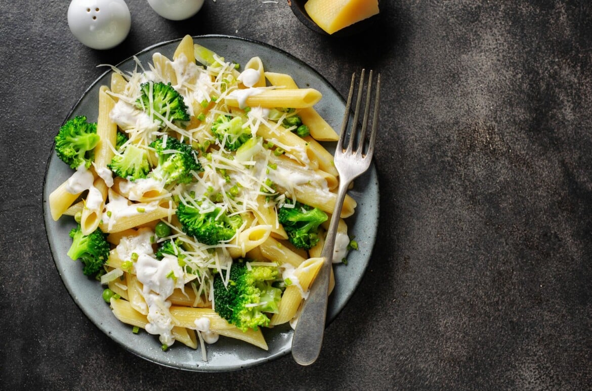 Easy Pasta Salad With Broccoli And Italian Dressing