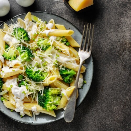 Easy Pasta Salad With Broccoli And Italian Dressing